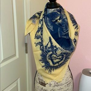 L.a.m.b scarf rose detail